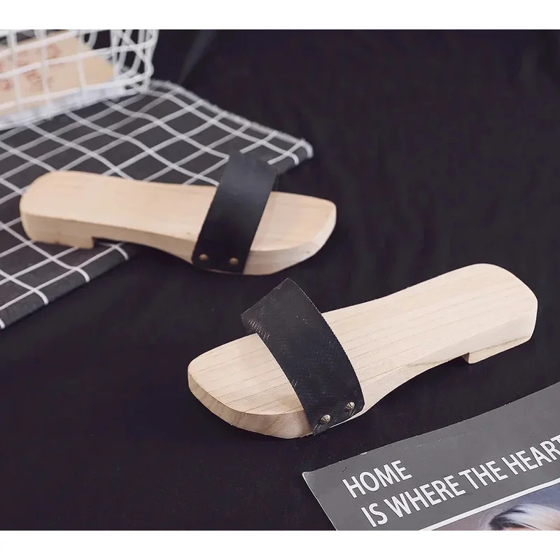 Jemma Leong Japanese Anime Sha - Geta Wooden Sandal recension och pris